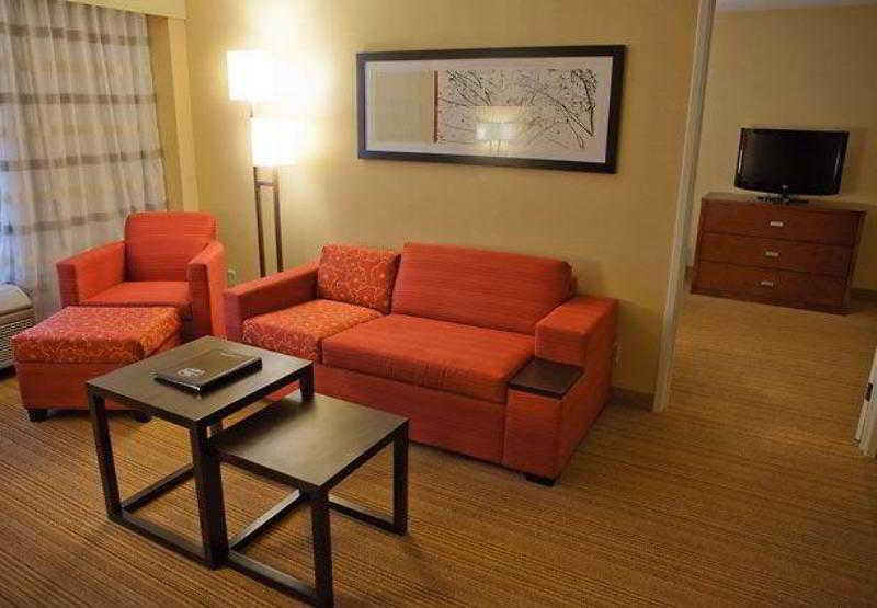 Готель Courtyard By Marriott Springfield Downtown Номер фото