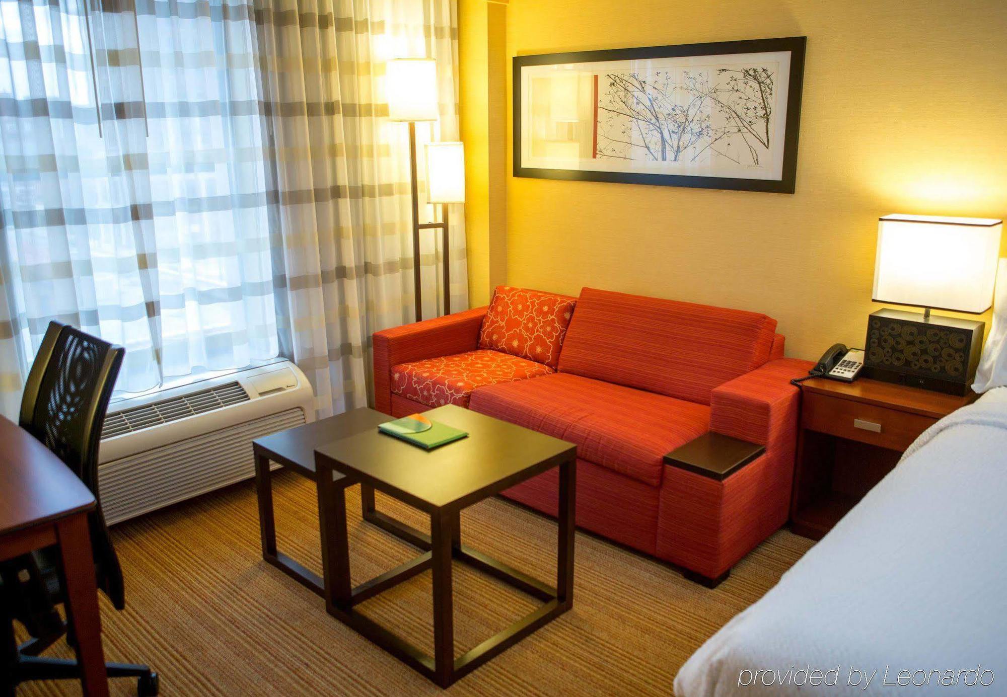 Готель Courtyard By Marriott Springfield Downtown Екстер'єр фото